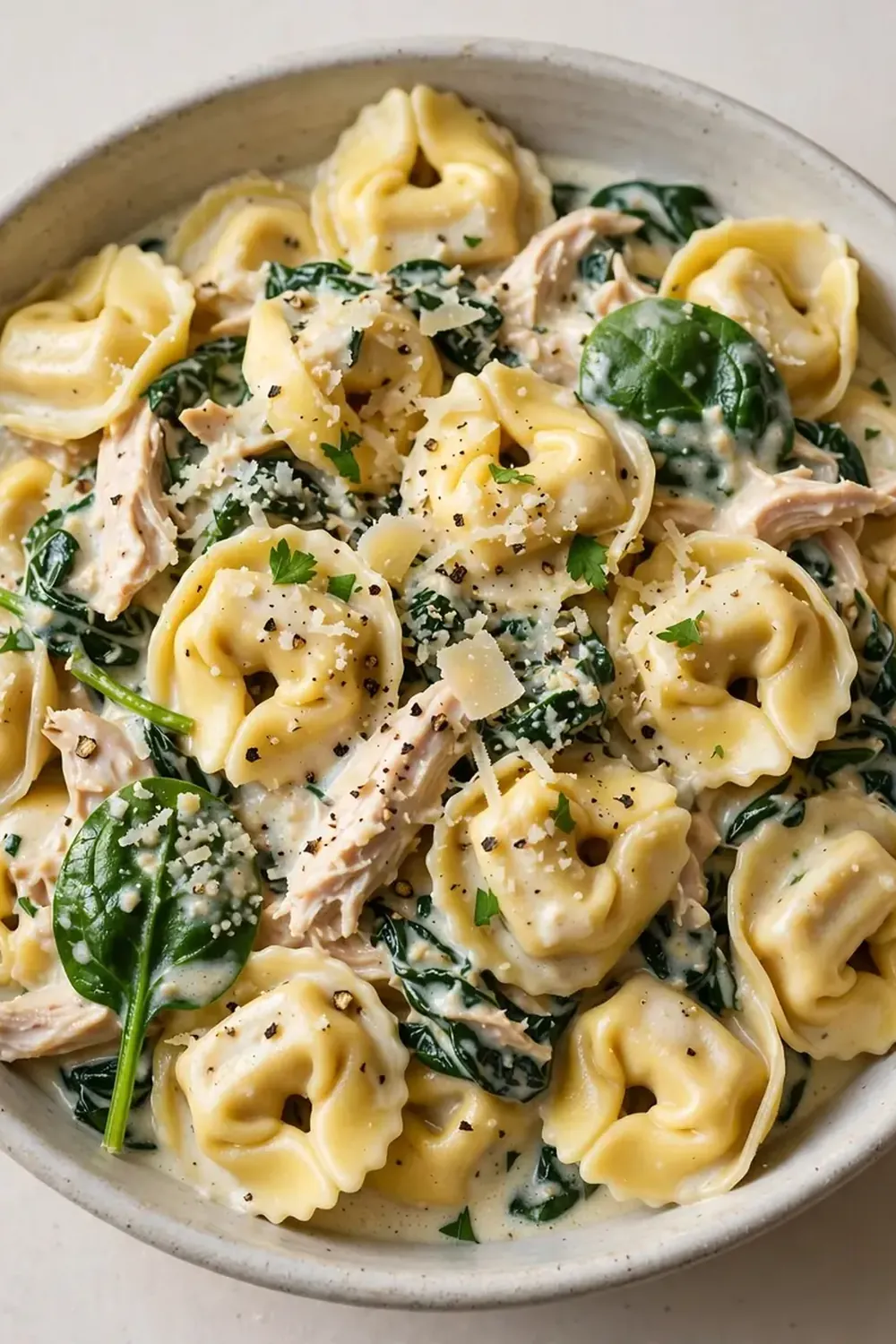 Creamy Chicken and Spinach Tortellini