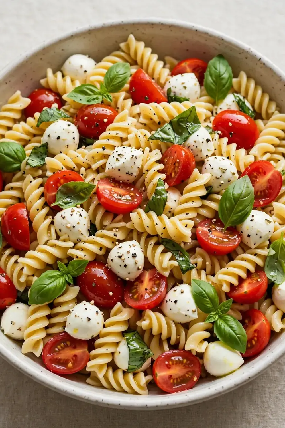 Caprese Pasta Salad with Cherry Tomatoes and Mozzarella